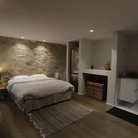 Marie Aux Champs Hotel 3*